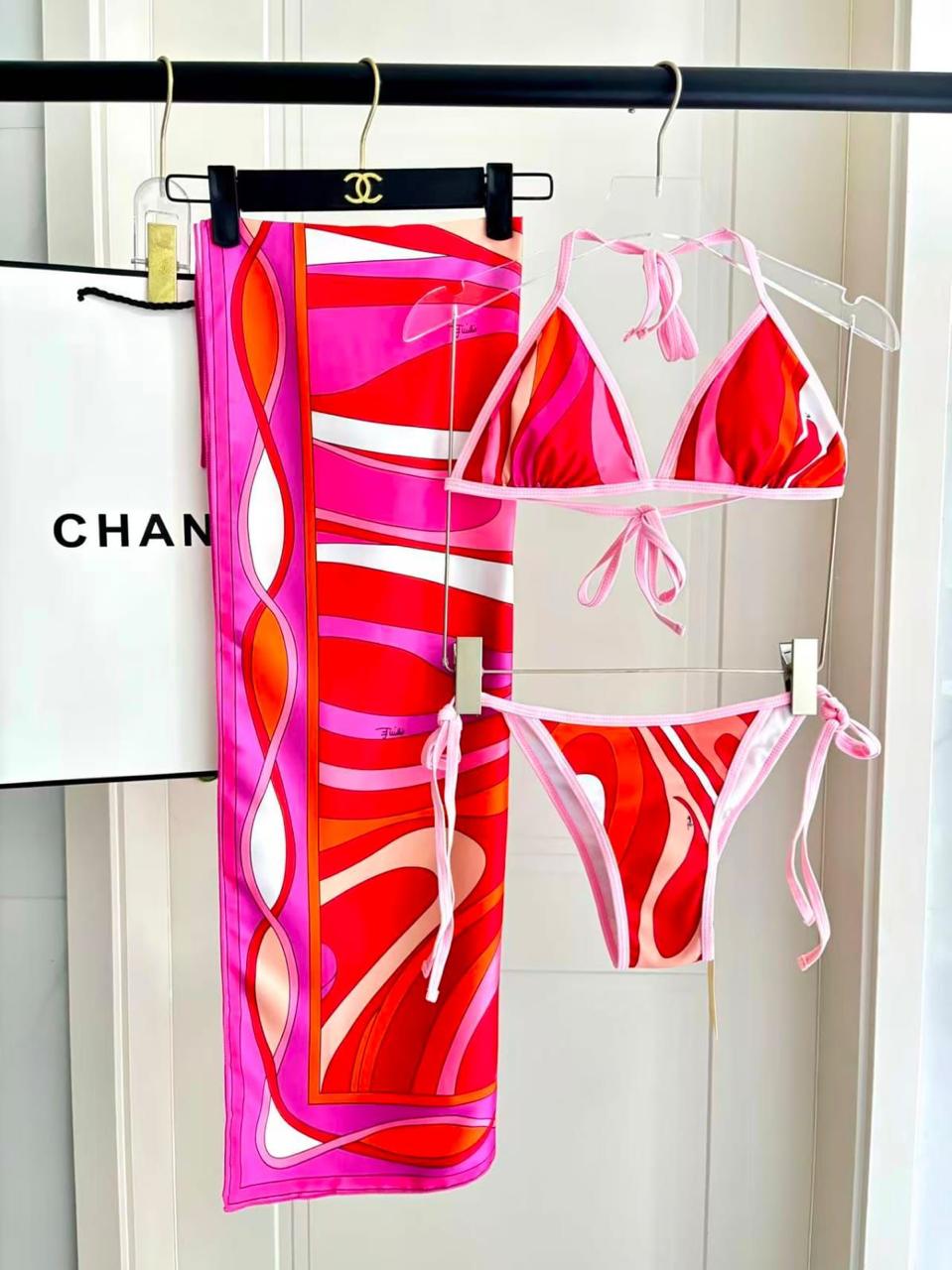 Ladies swimsuits & bikini Lilly Onlines