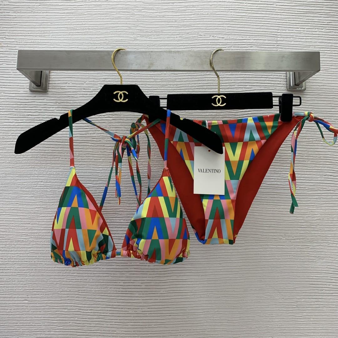Ladies swimsuits & bikini Lilly Onlines