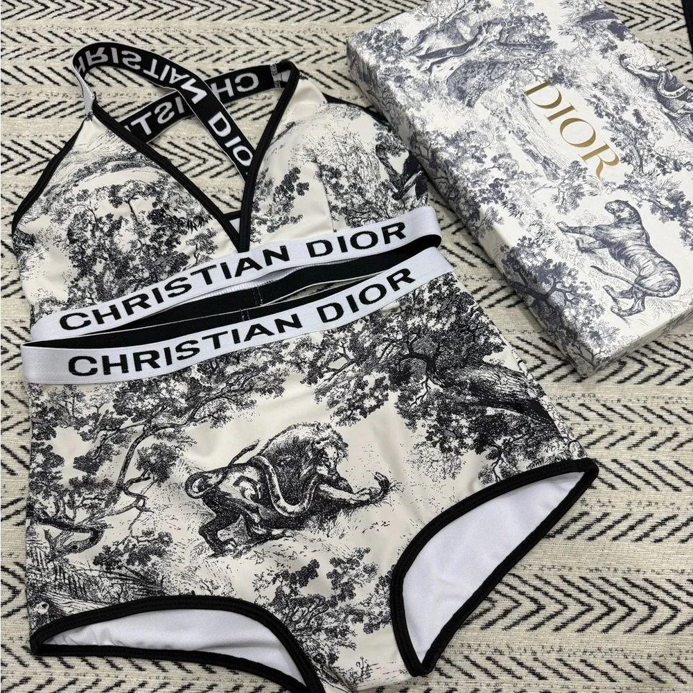 Ladies swimsuits & bikini Lilly Onlines