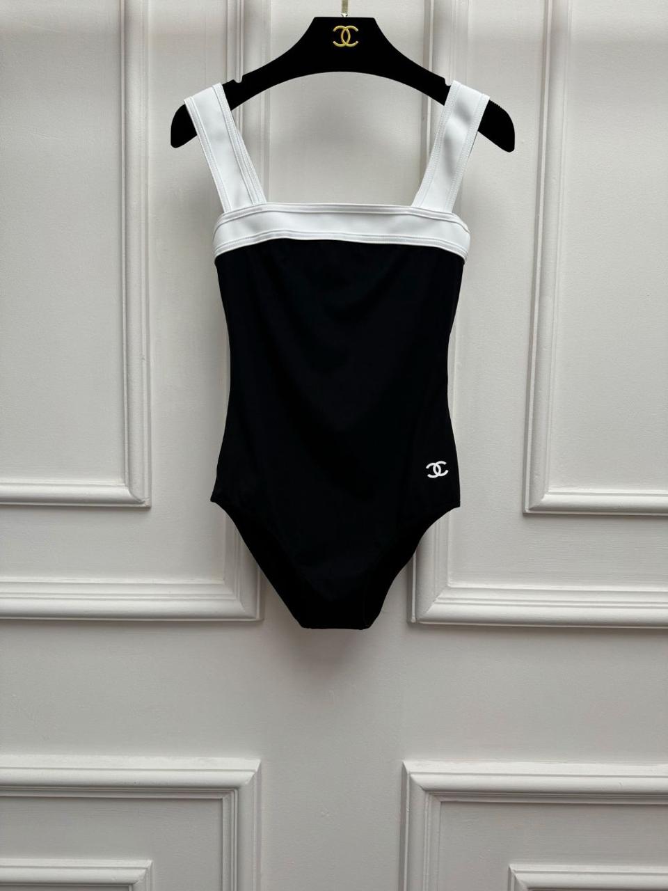 Ladies swimsuits & bikini Lilly Onlines