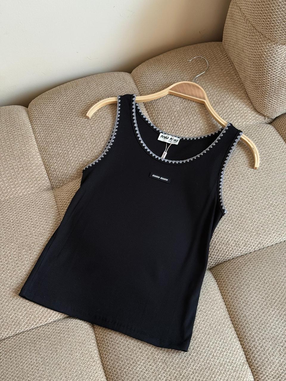 Ladies t-shirts & tops Lilly Onlines