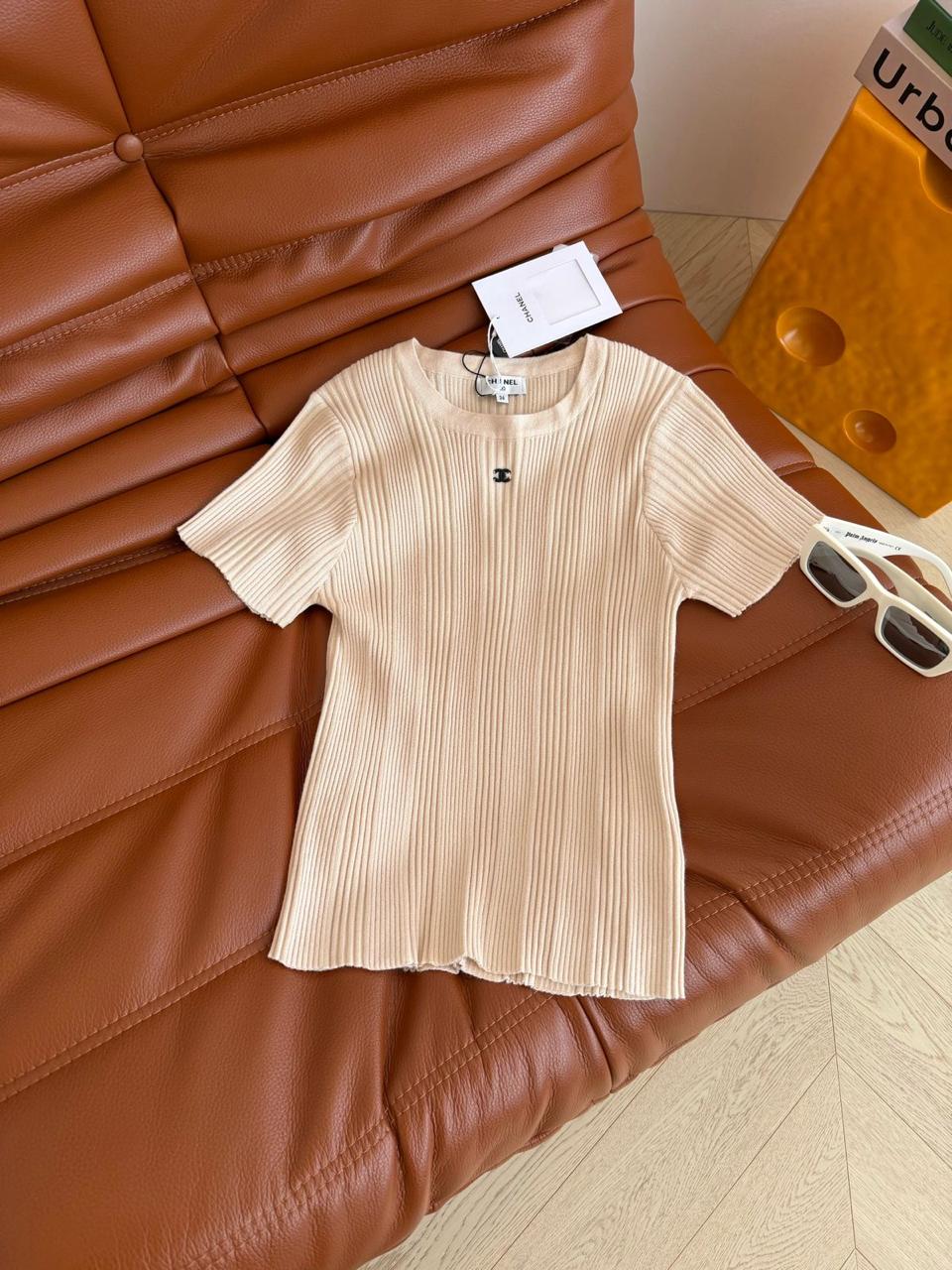 Ladies t-shirts & tops Lilly Onlines