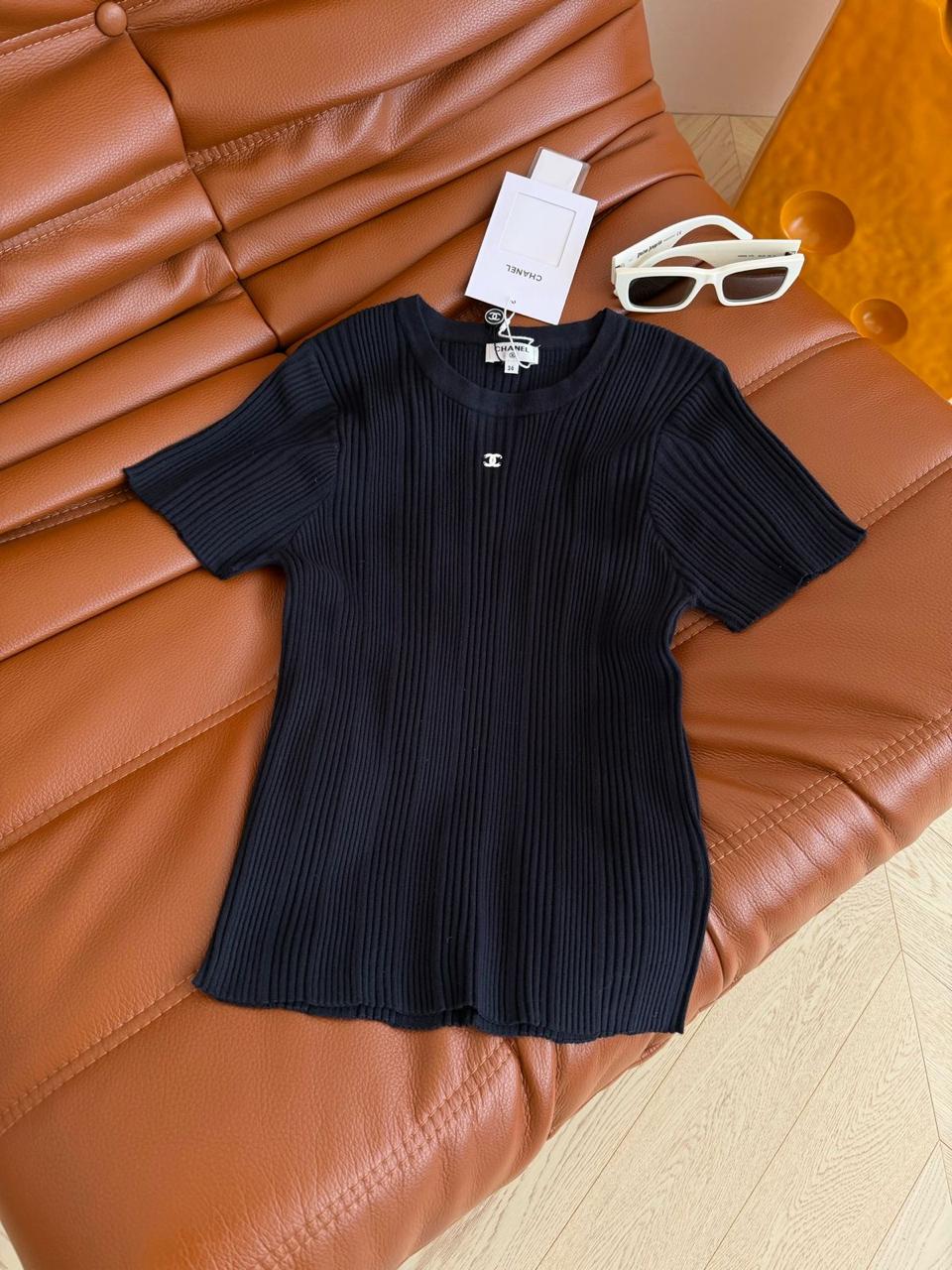 Ladies t-shirts & tops Lilly Onlines
