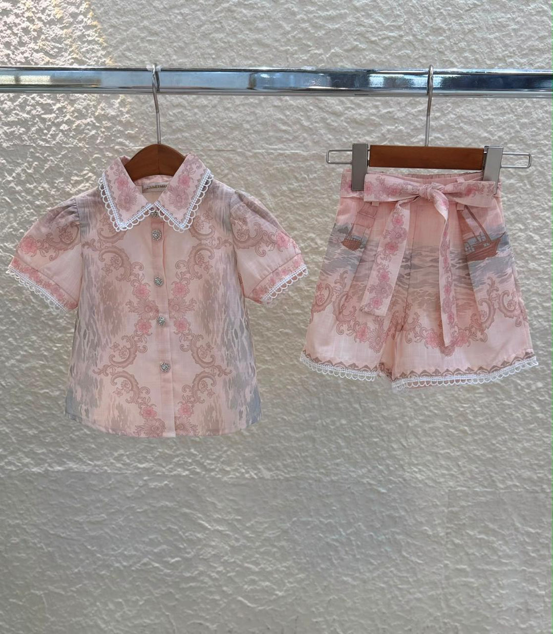 Kids clothes Lilly Onlines