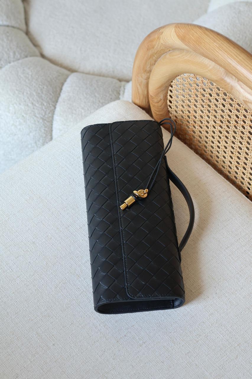 Ladies evening clutches Lilly Onlines