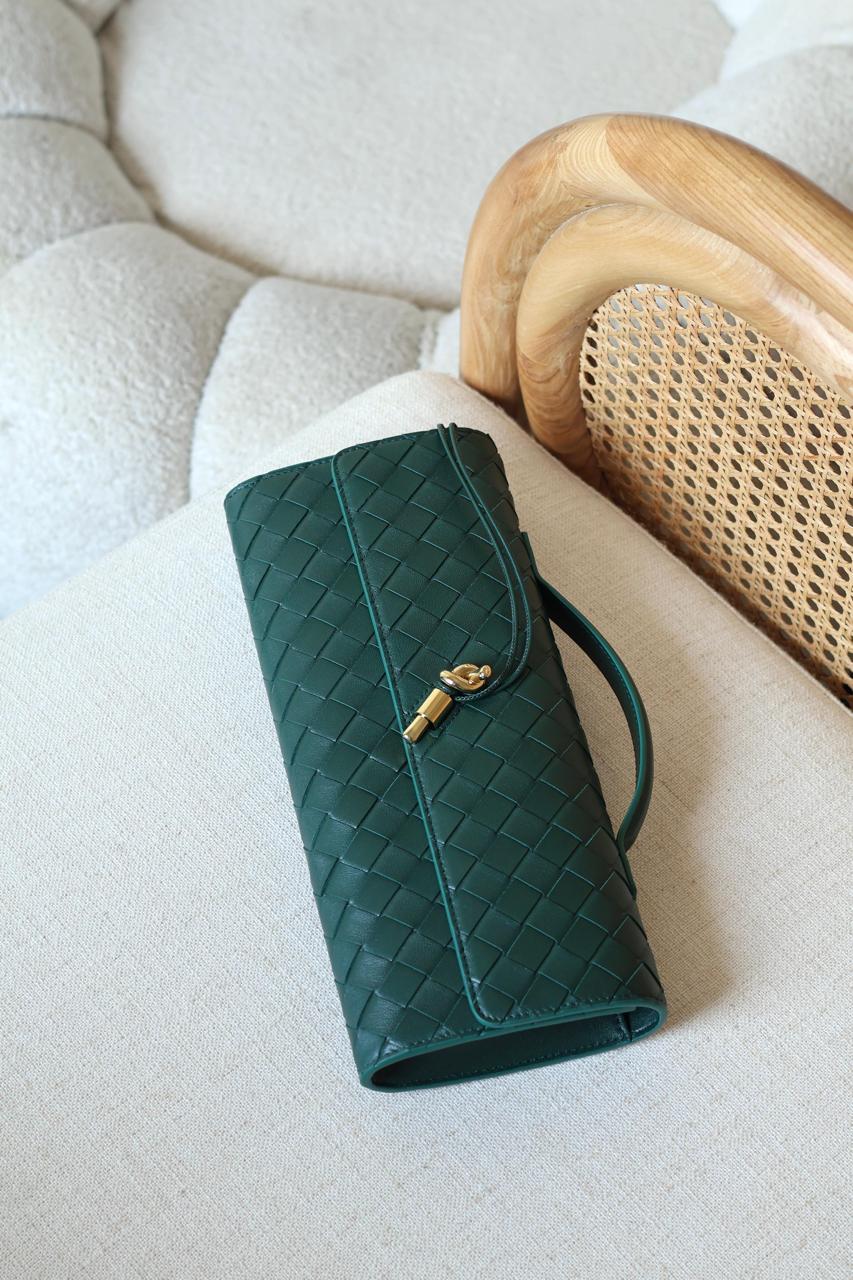 Ladies evening clutches Lilly Onlines