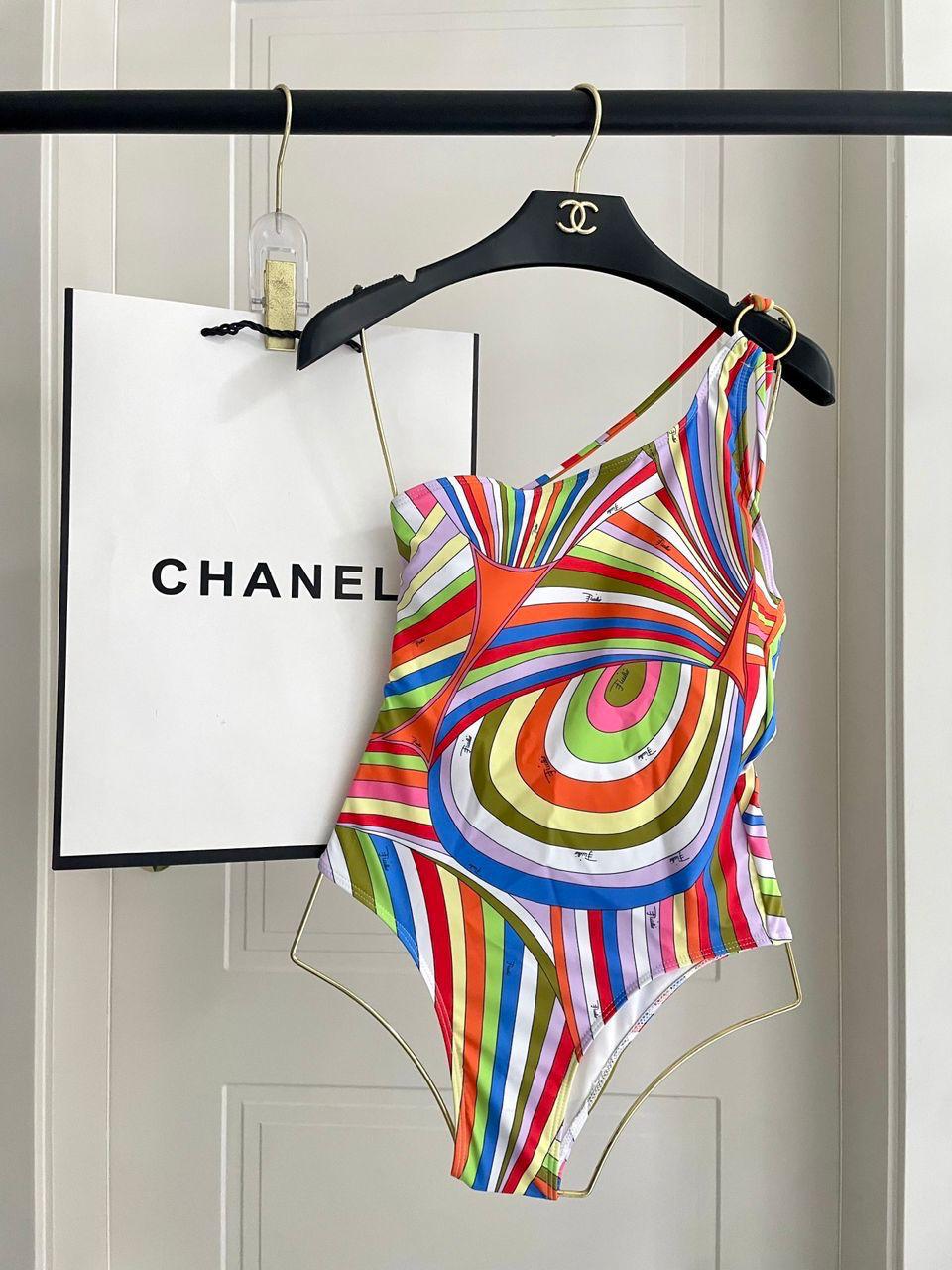 Ladies swimsuits & bikini Lilly Onlines