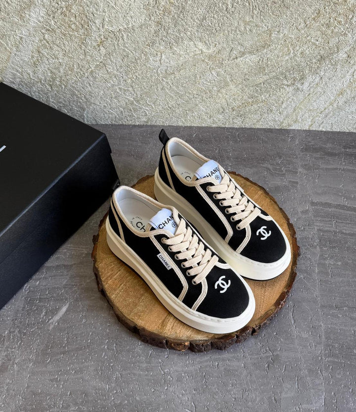 Ladies sneakers Lilly Onlines