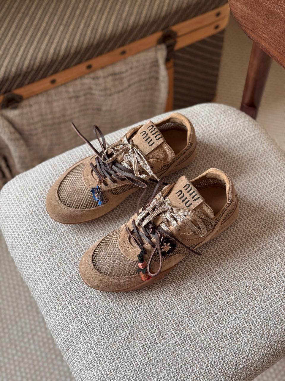 Ladies sneakers Lilly Onlines