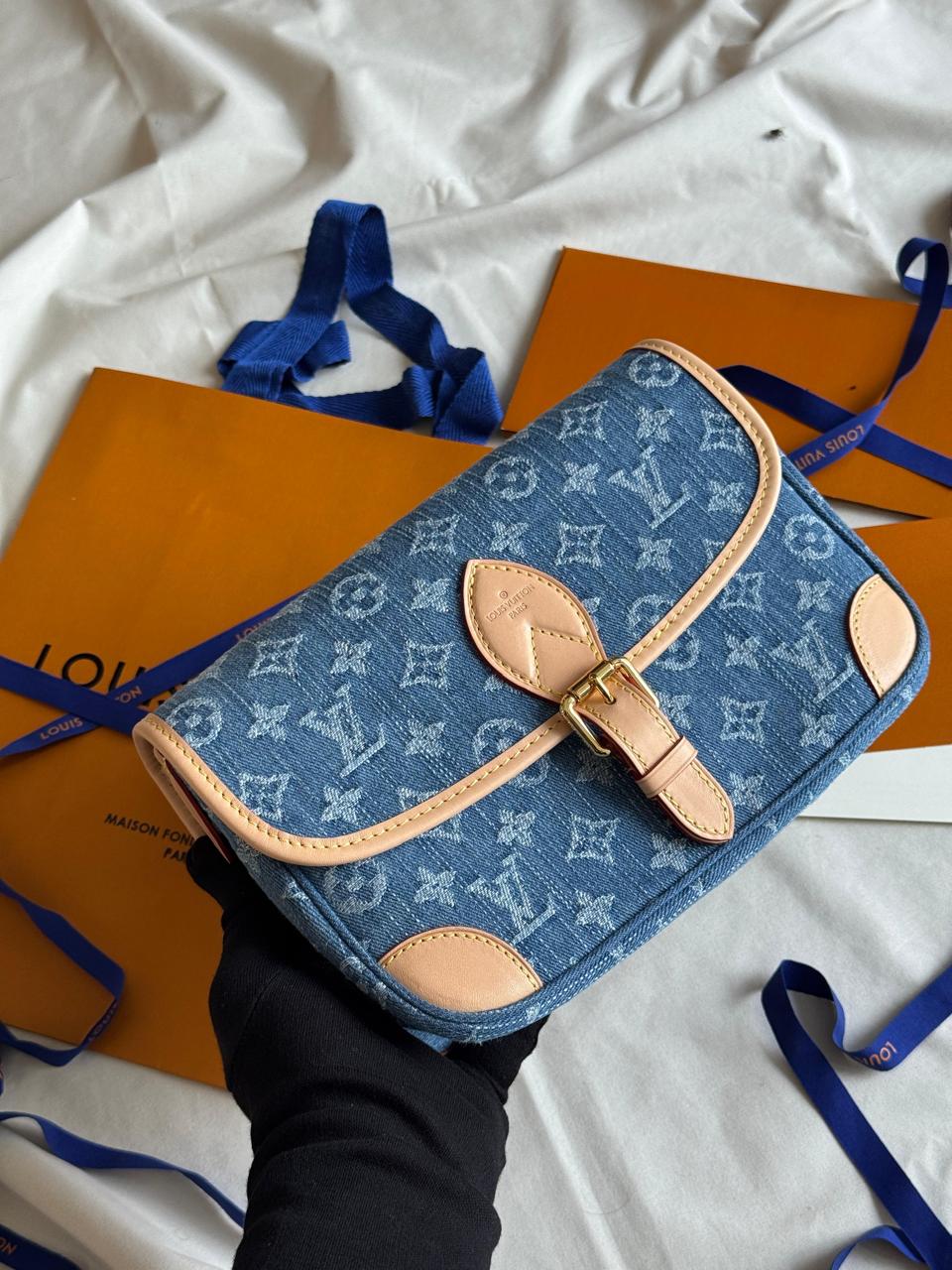 Ladies Lv bags Lilly Onlines