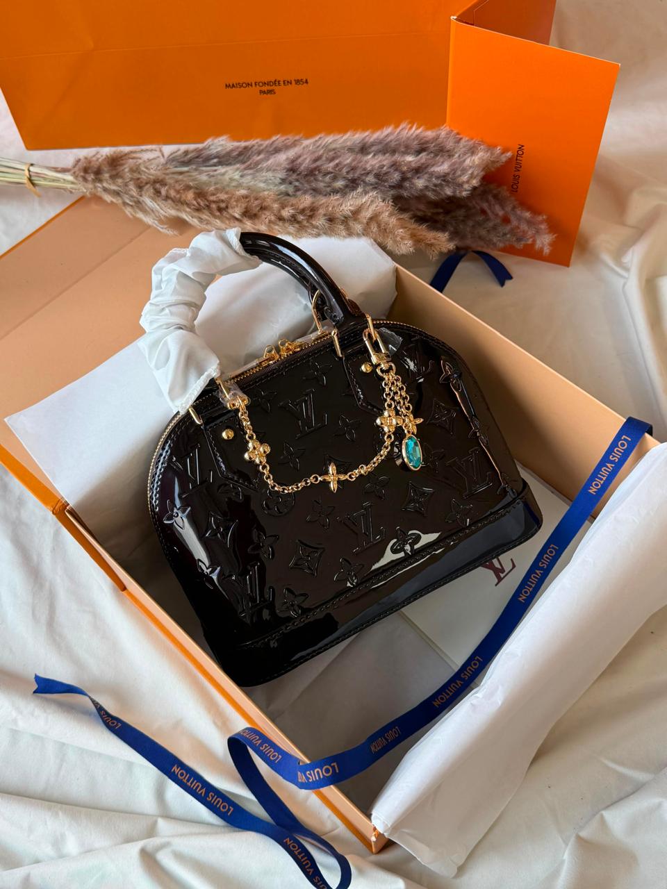 Ladies Lv bags Lilly Onlines
