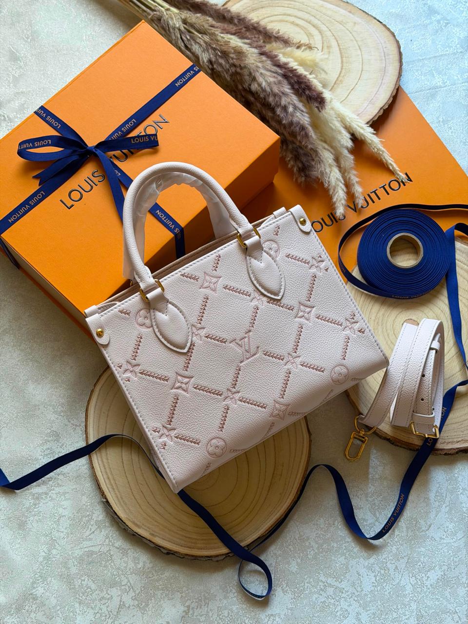 Ladies Lv bags Lilly Onlines