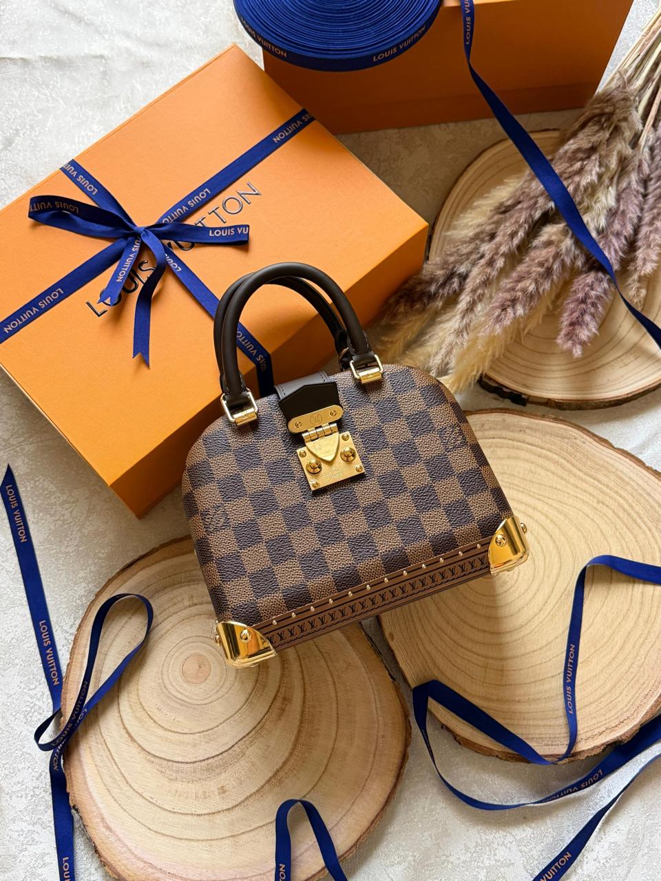 Ladies Lv bags Lilly Onlines