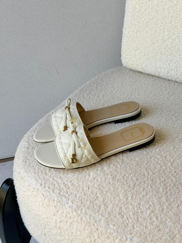 Ladies flats Lilly Onlines