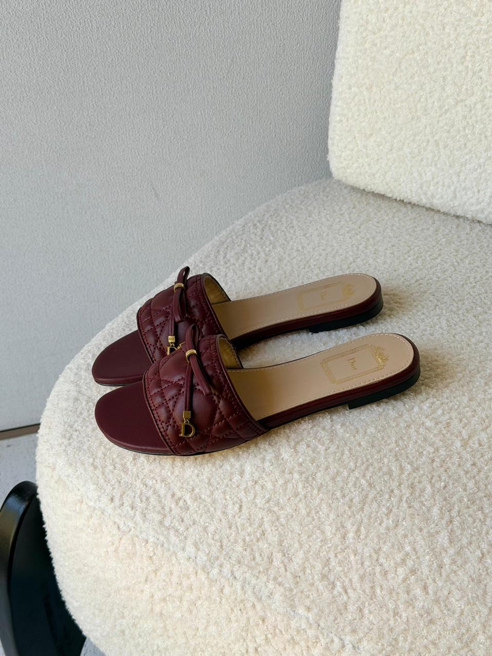 Ladies flats Lilly Onlines