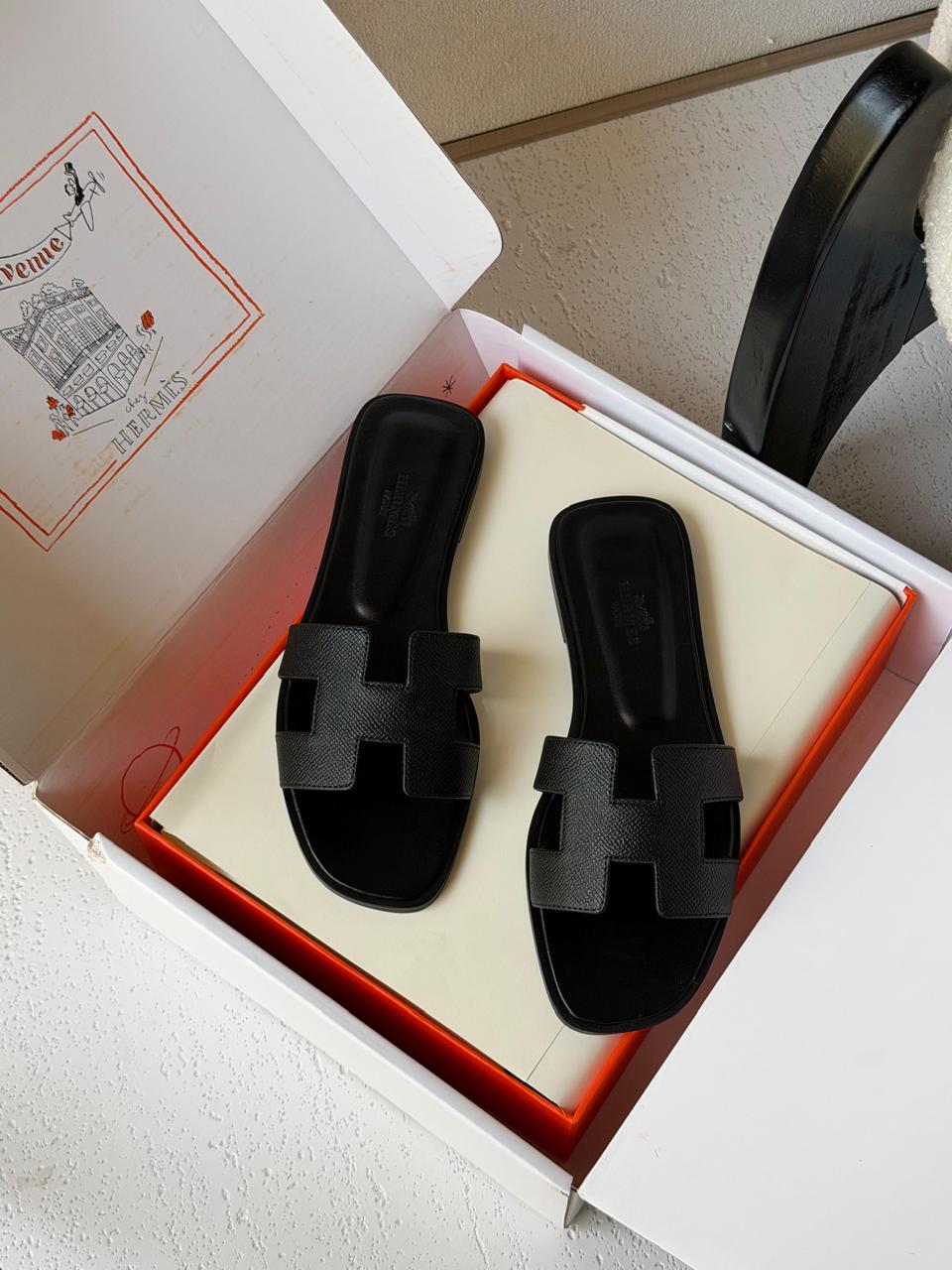 Ladies flats Lilly Onlines