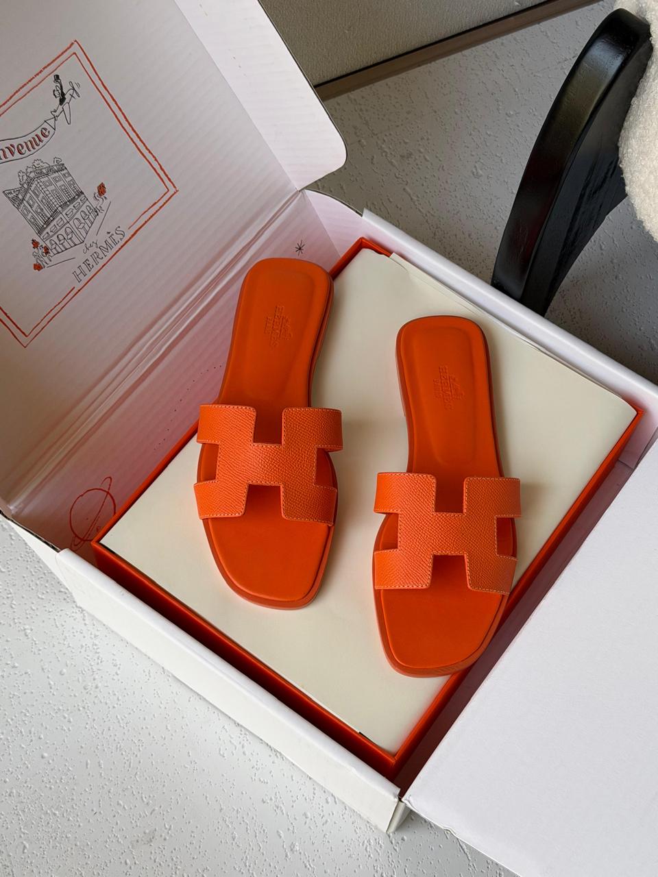 Ladies flats Lilly Onlines