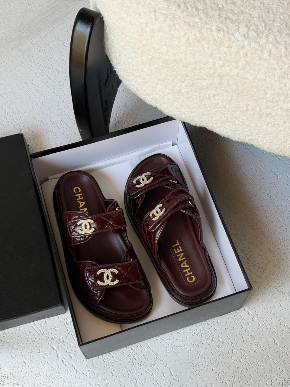 Ladies flats Lilly Onlines