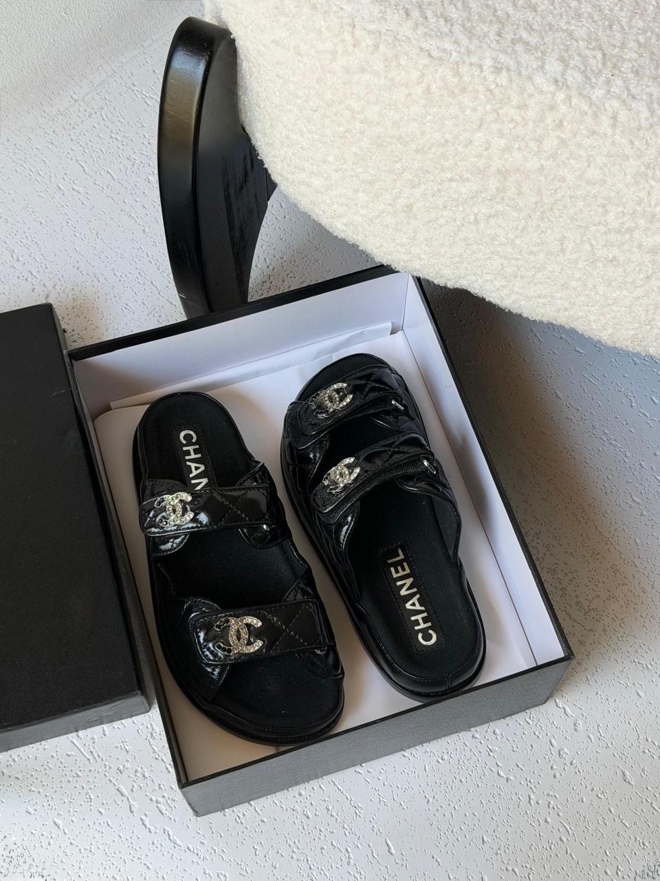 Ladies flats Lilly Onlines