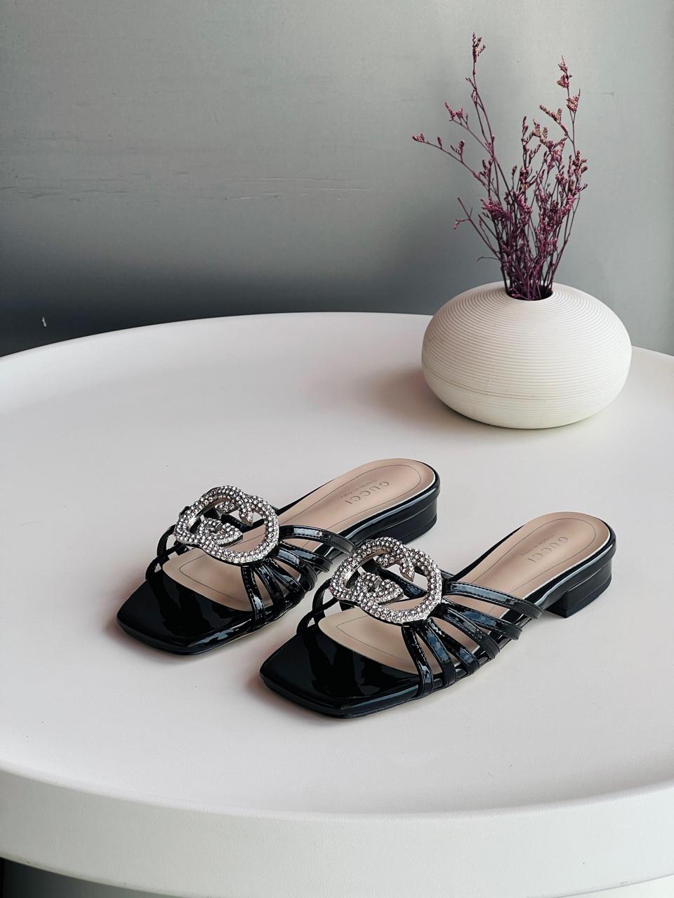 Ladies flats Lilly Onlines