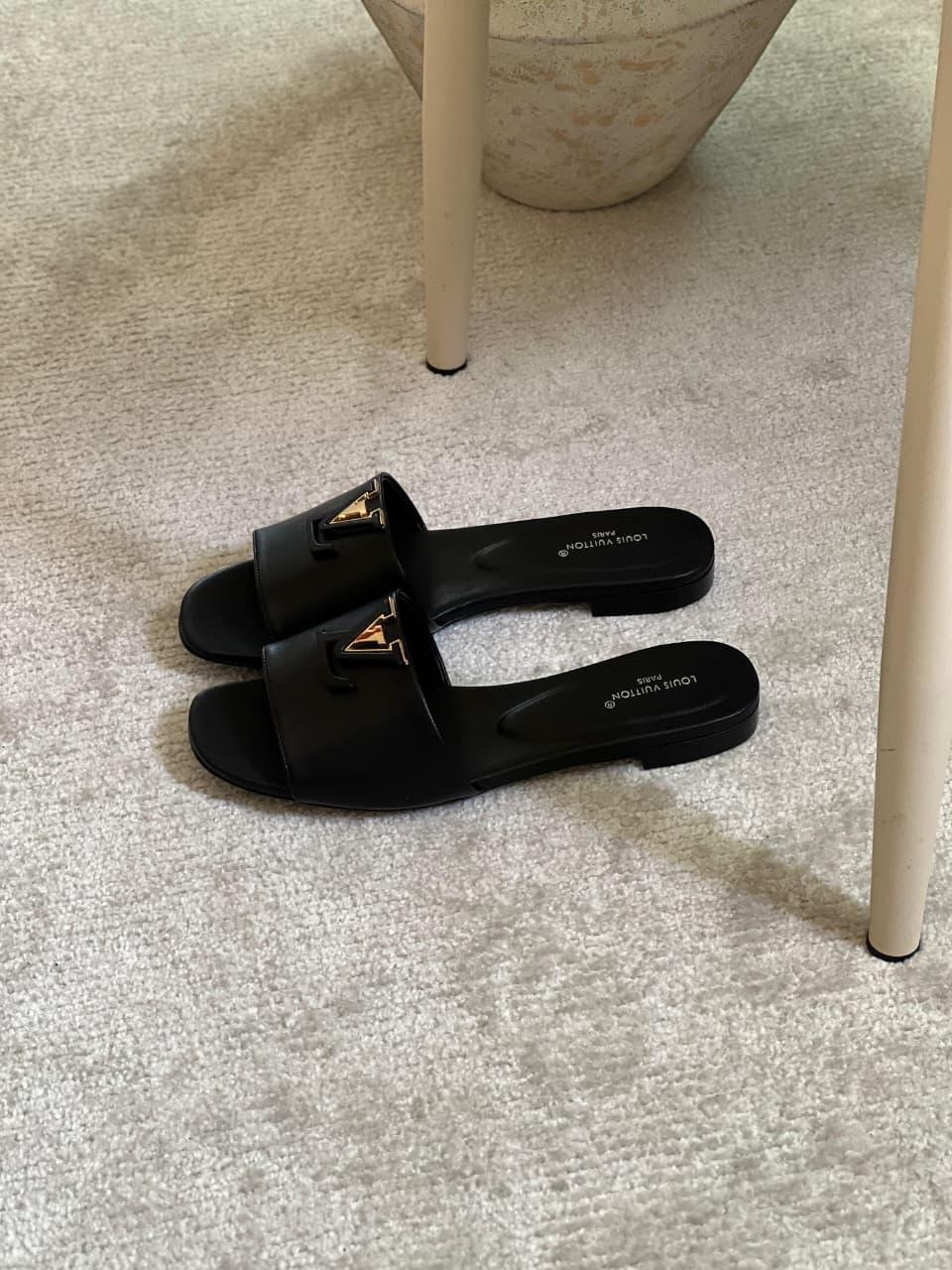 Ladies flats Lilly Onlines