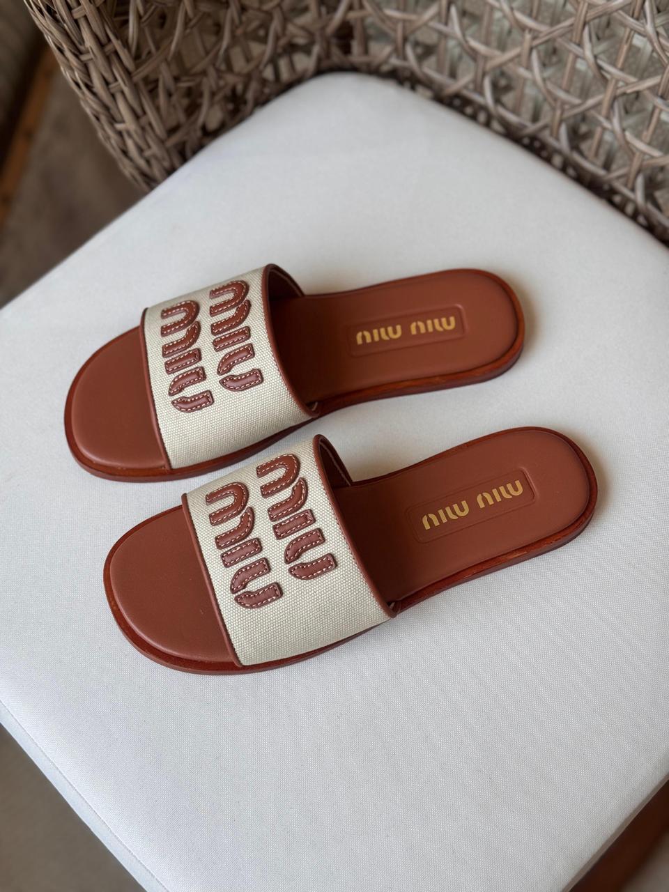 Ladies flats Lilly Onlines