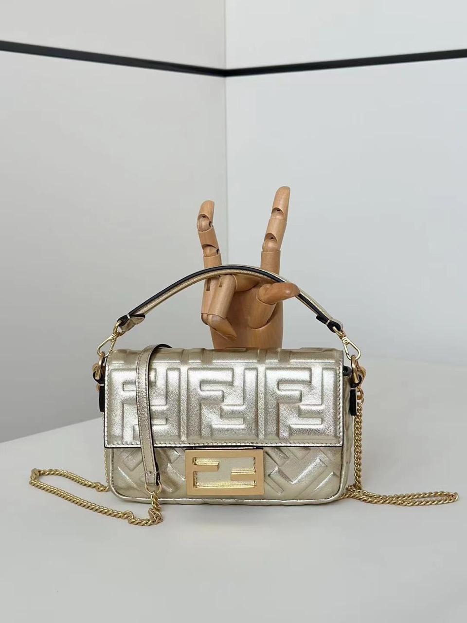 Ladies Fendi  bags Lilly Onlines