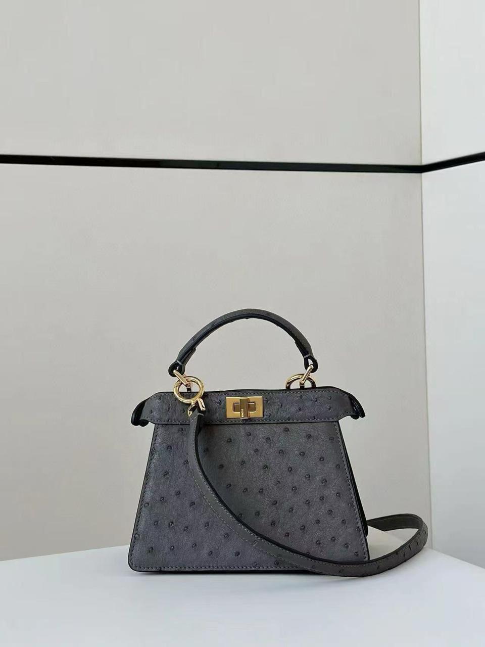 Ladies Fendi  bags Lilly Onlines