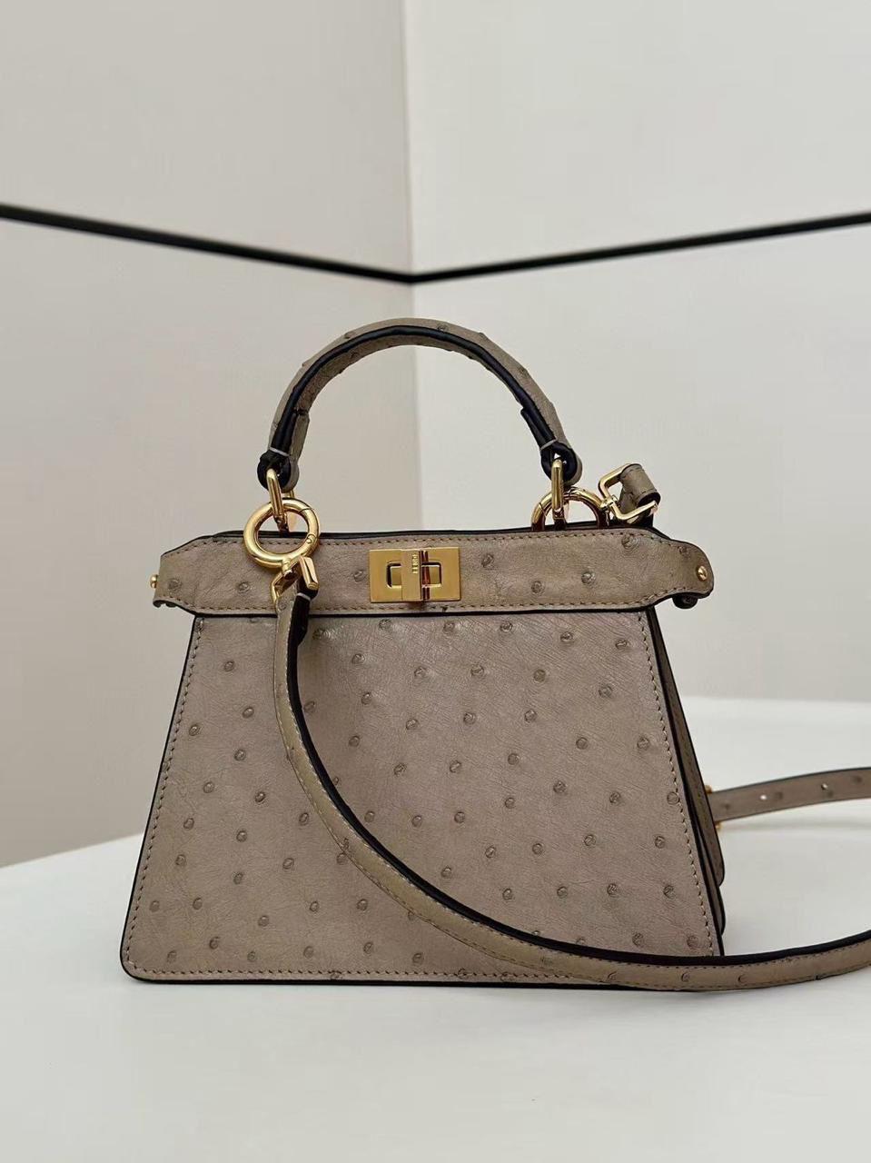 Ladies Fendi  bags Lilly Onlines