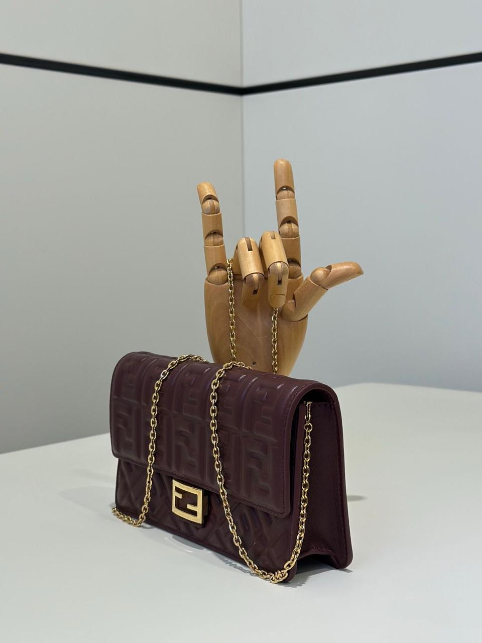 Ladies Fendi  bags Lilly Onlines