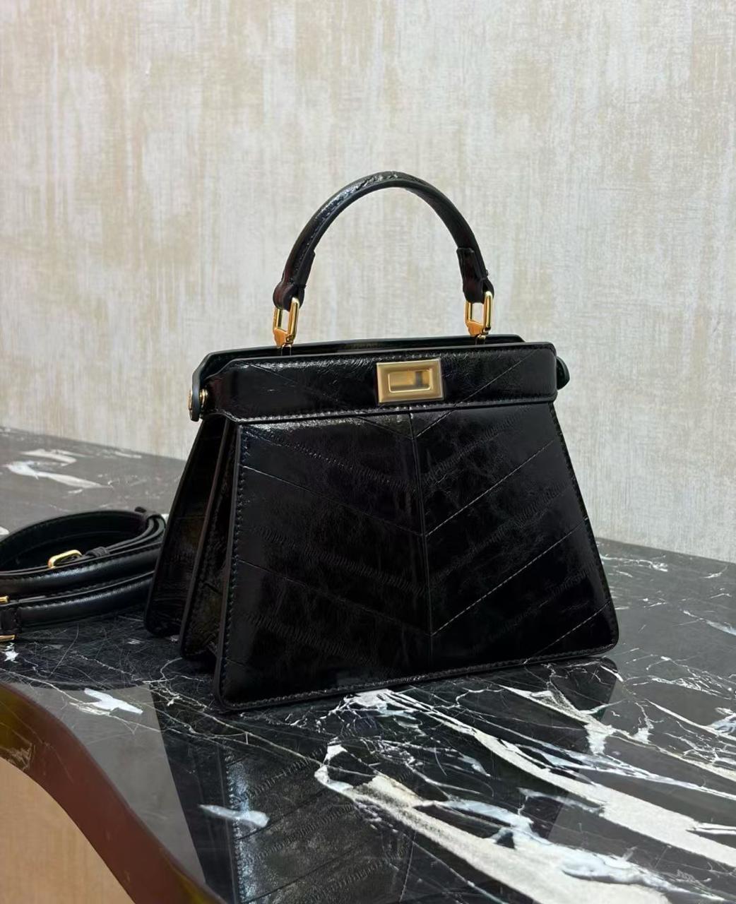 Ladies Fendi  bags Lilly Onlines