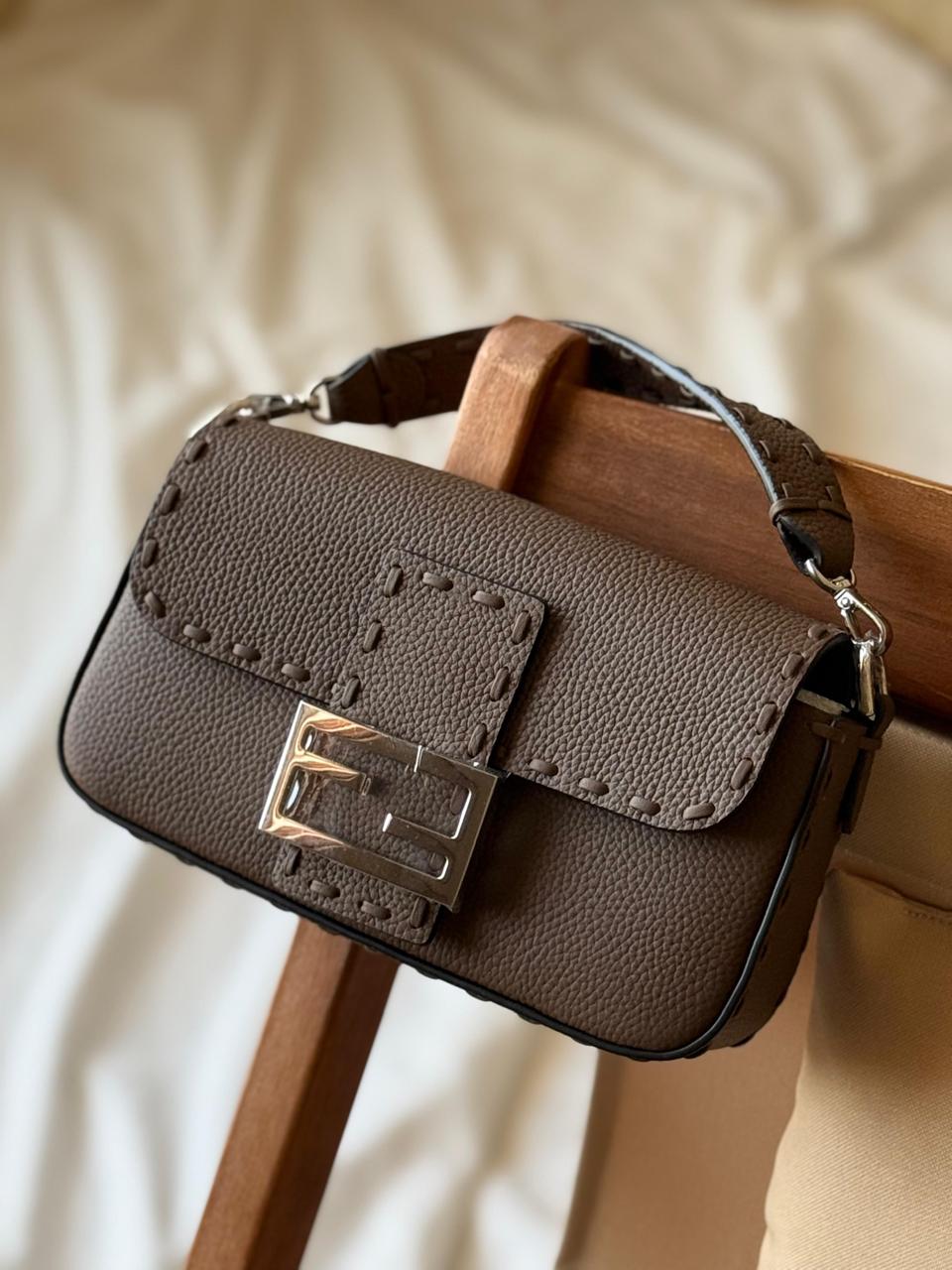 Ladies Fendi  bags Lilly Onlines