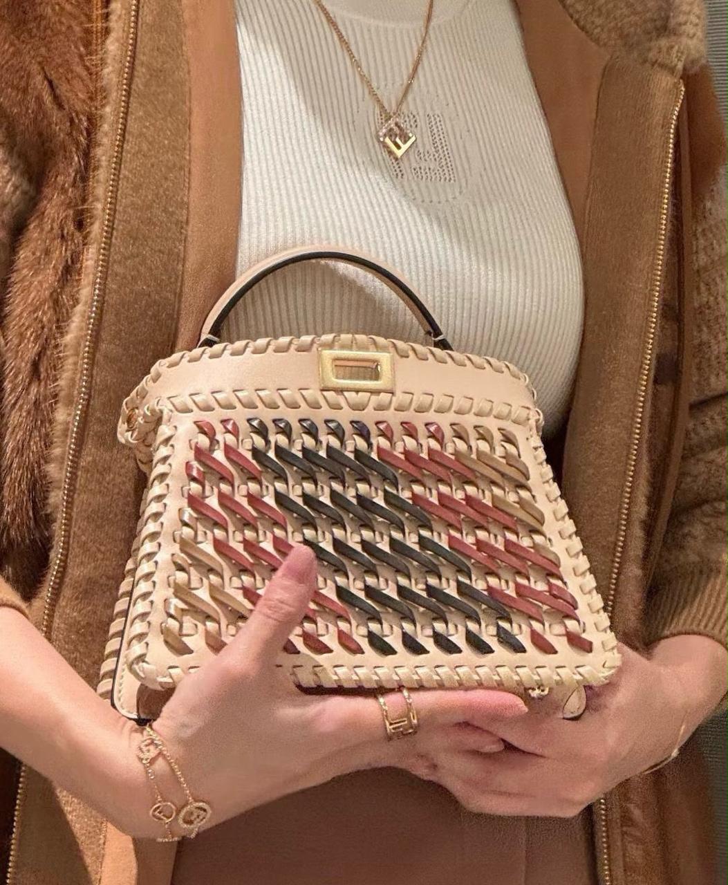 Ladies Fendi  bags Lilly Onlines