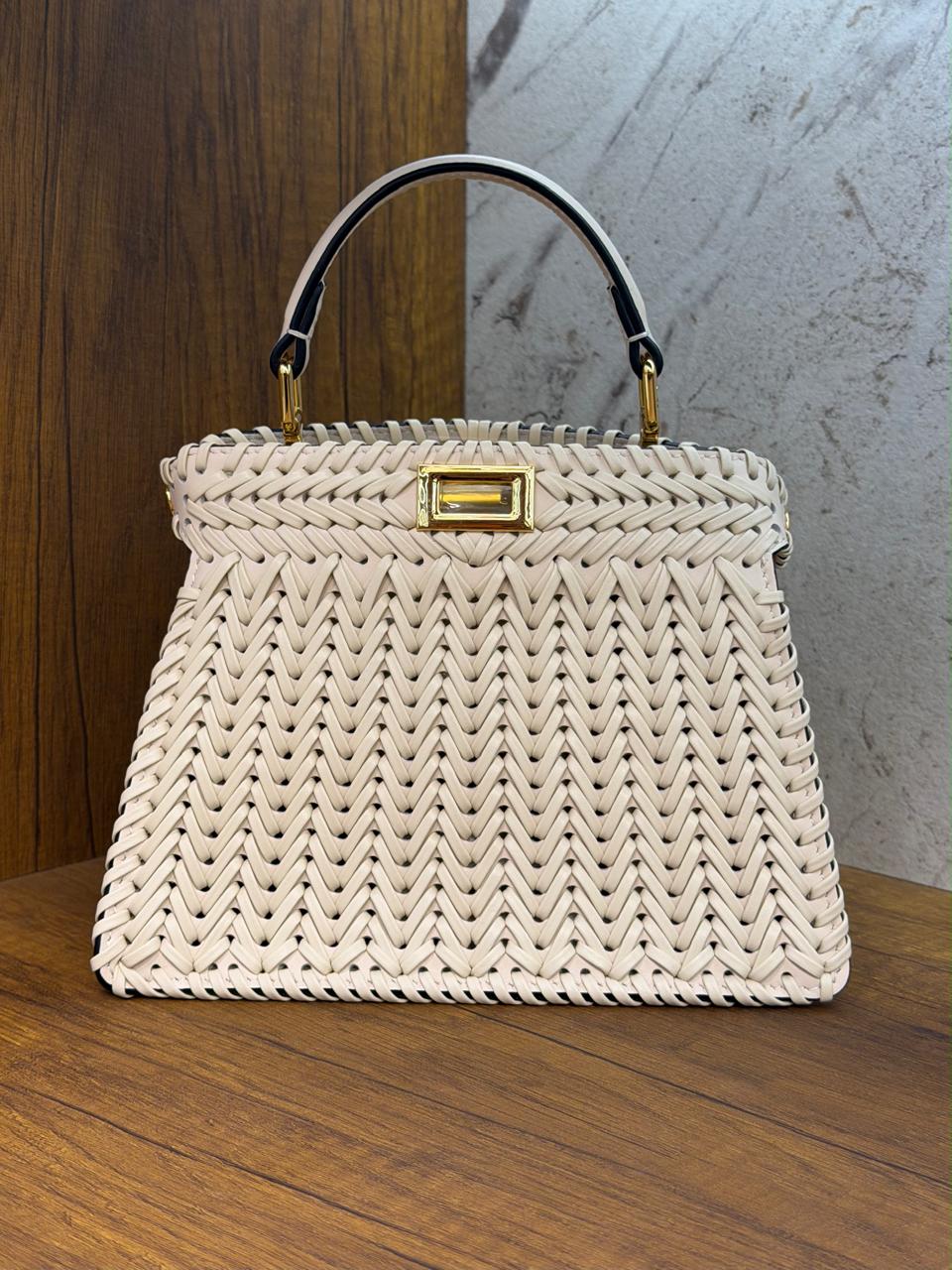 Ladies Fendi  bags Lilly Onlines