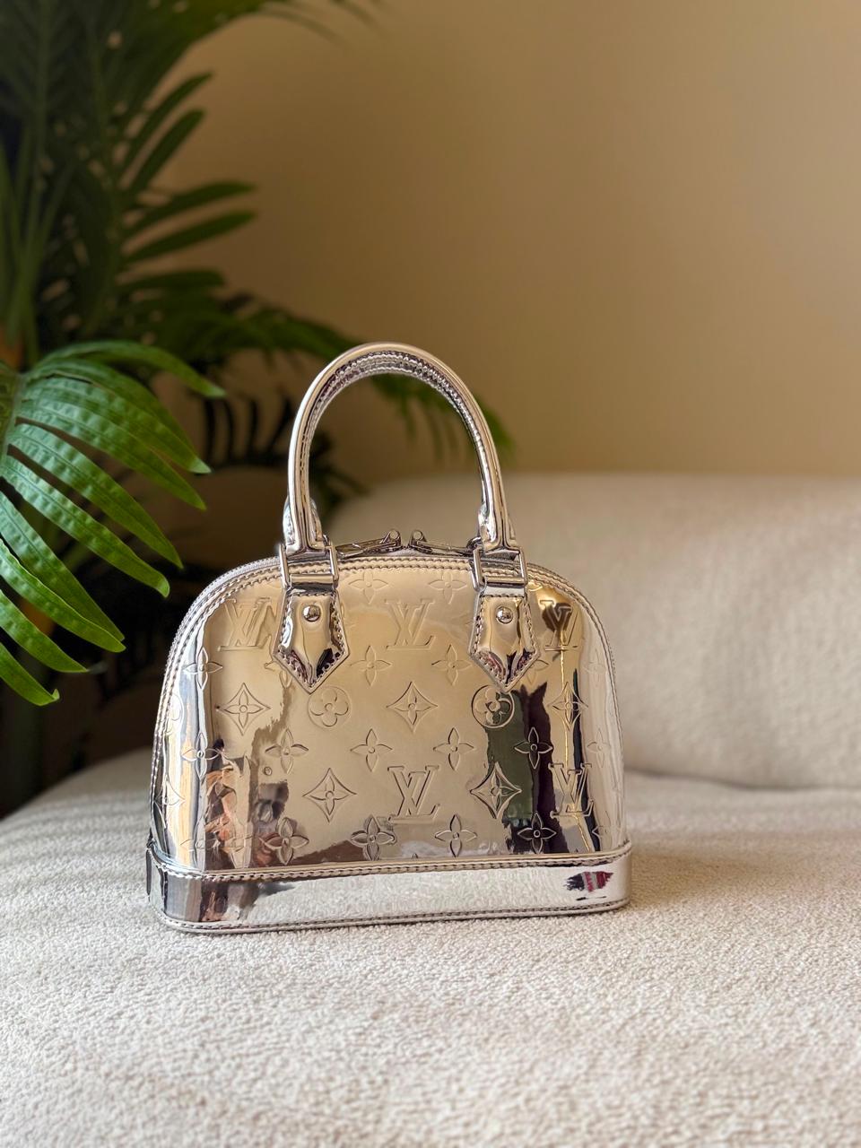 Ladies Lv bags Lilly Onlines