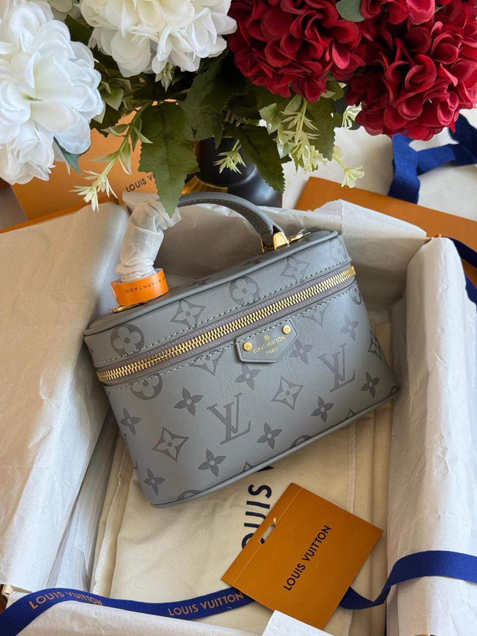 Ladies Lv bags Lilly Onlines