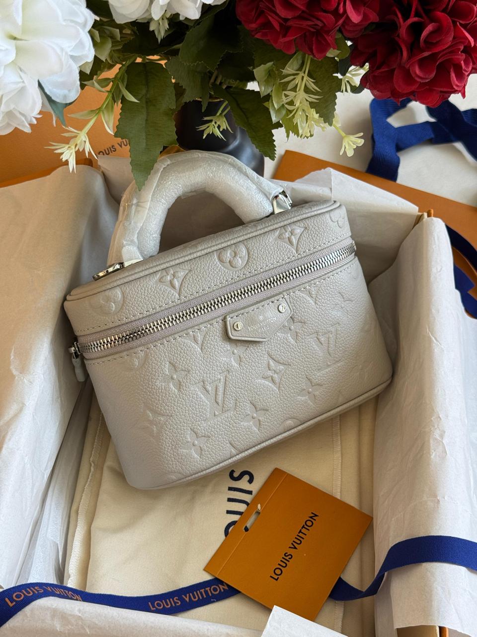 Ladies Lv bags Lilly Onlines