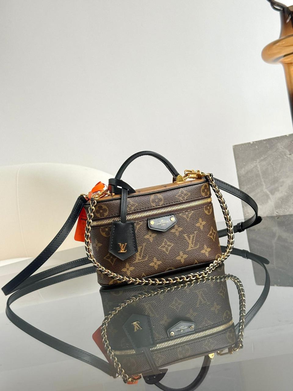 Ladies Lv bags Lilly Onlines