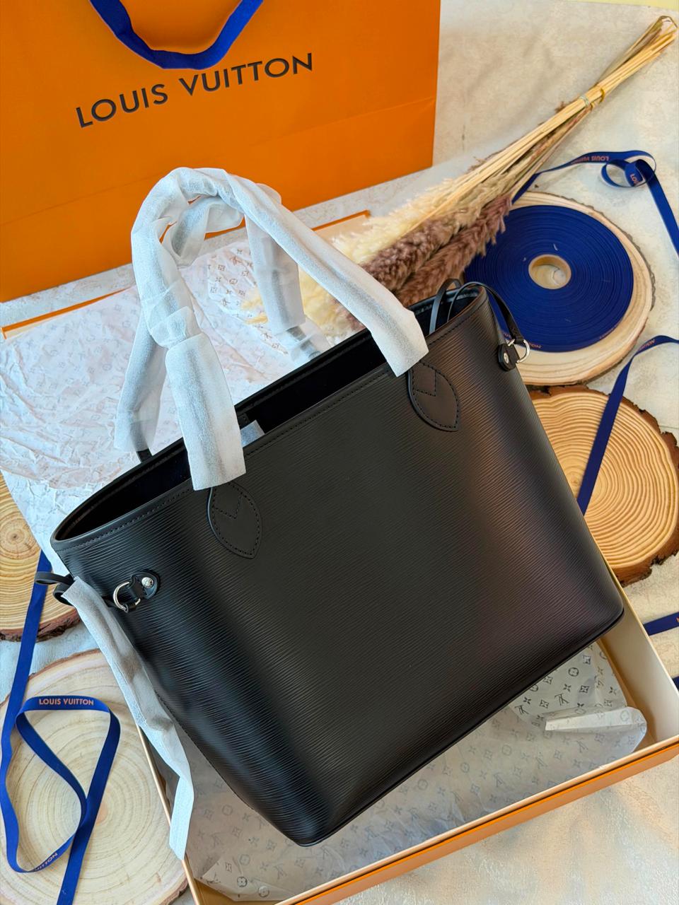 Ladies Lv bags Lilly Onlines
