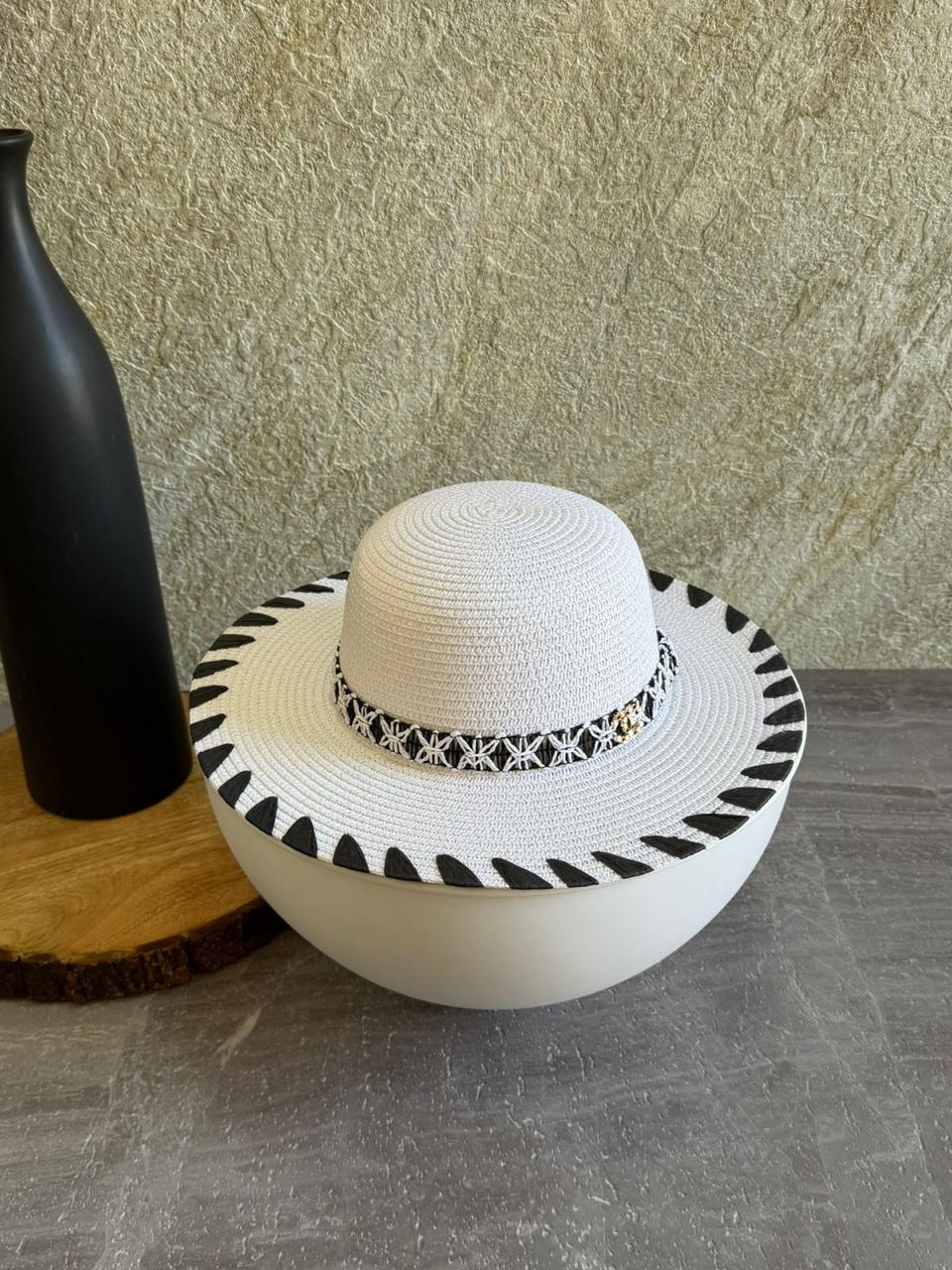 Ladies hats & caps Lilly Onlines