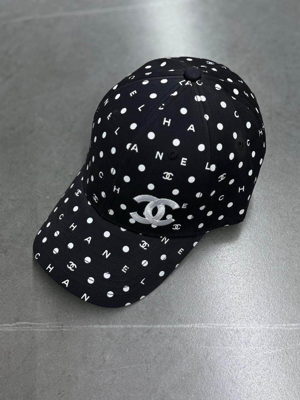 Ladies hats & caps Lilly Onlines