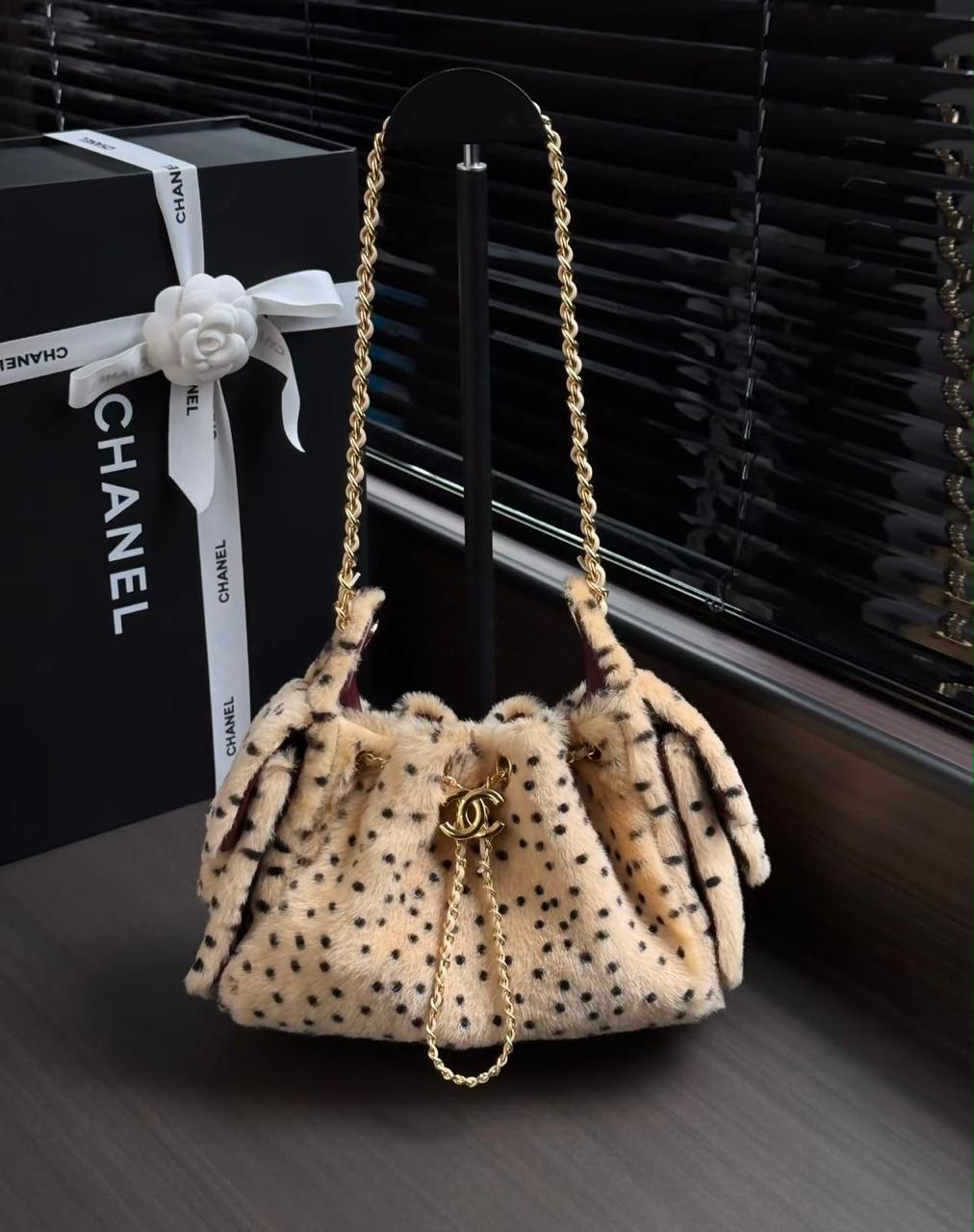 Ladies ch’nel 26 bags Lilly Onlines