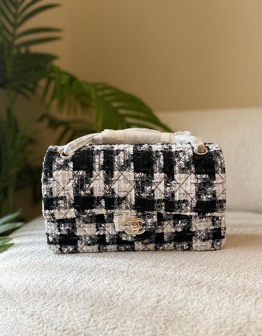 Ladies ch’nel 26 bags Lilly Onlines