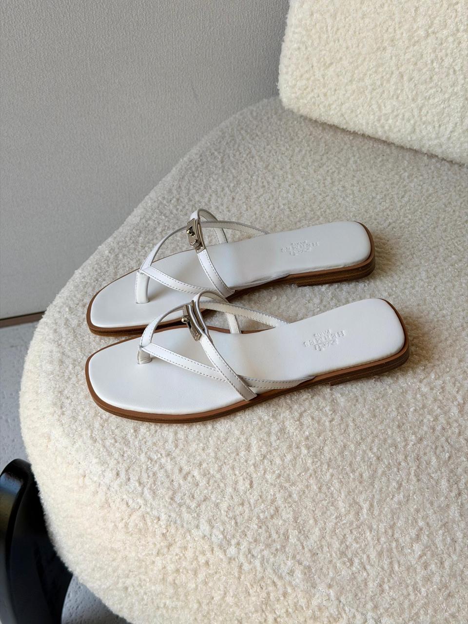 Ladies flats Lilly Onlines