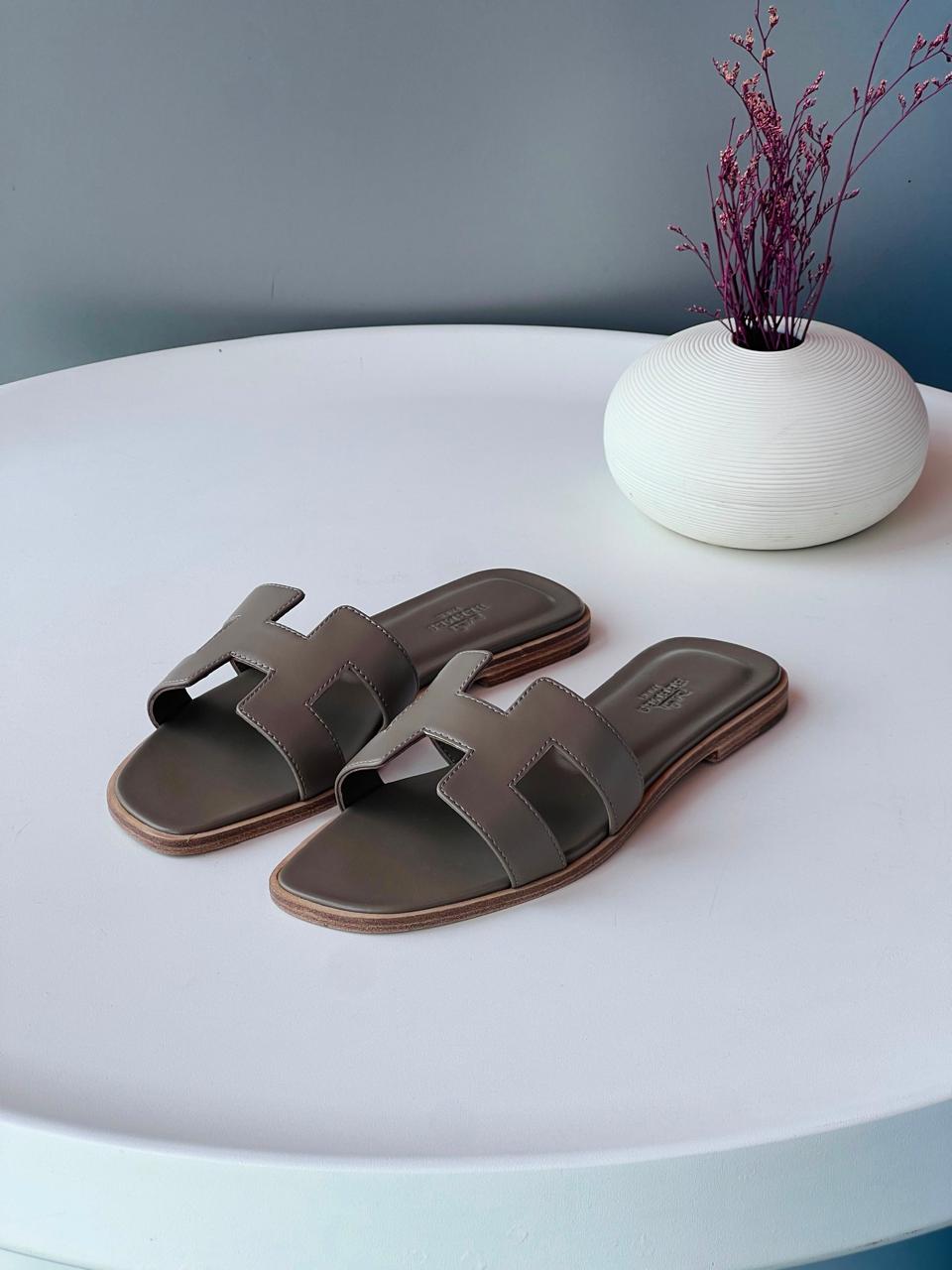 Ladies flats Lilly Onlines