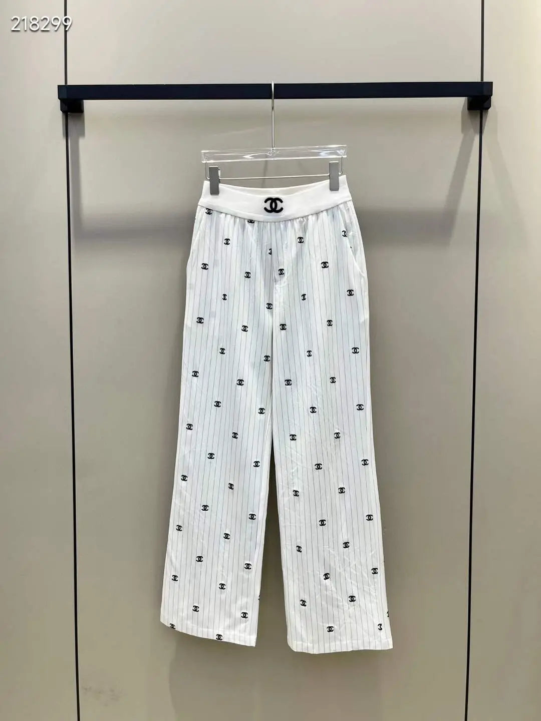 ladies pants & shorts Lilly Onlines