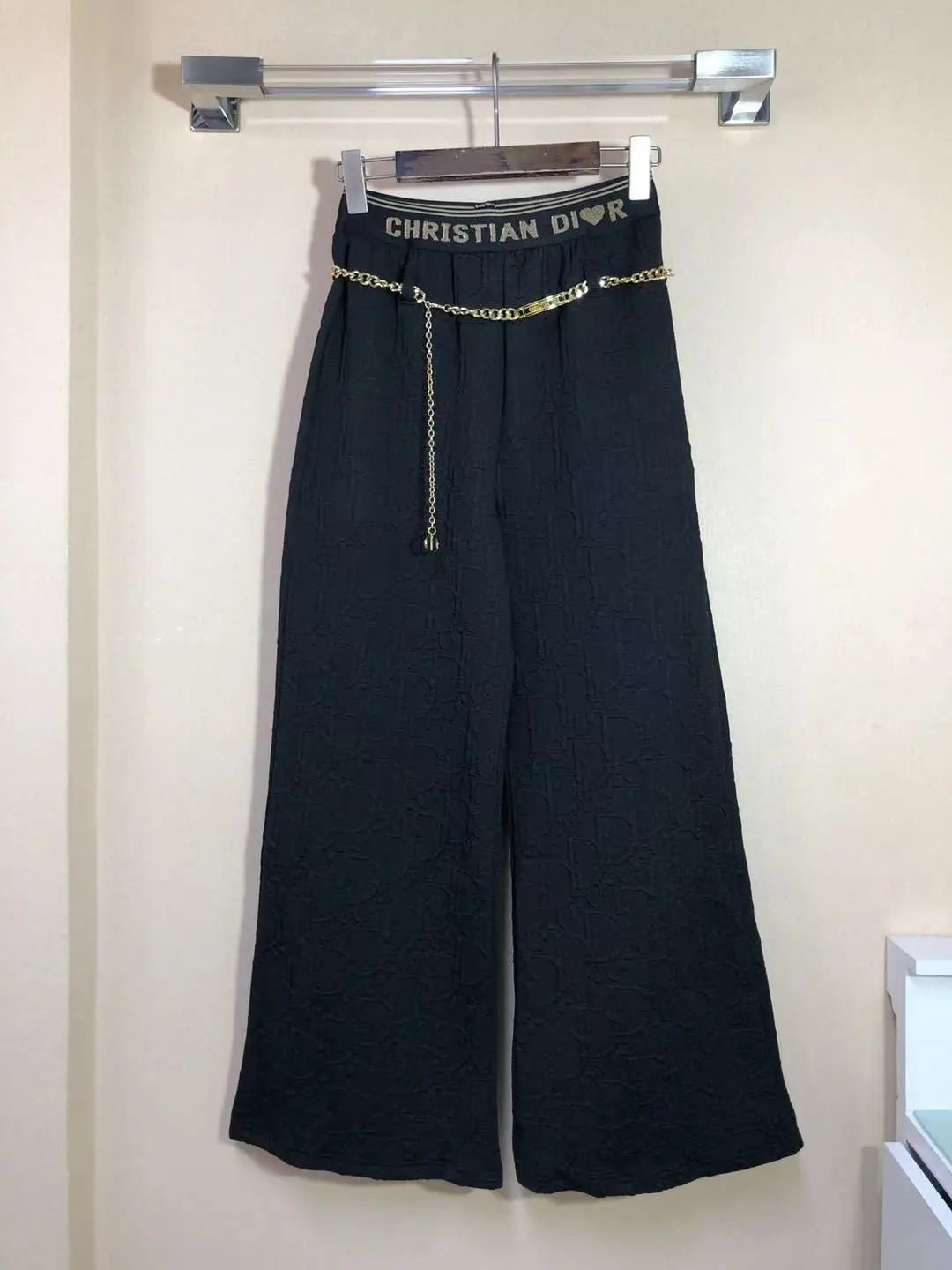 ladies pants & shorts Lilly Onlines